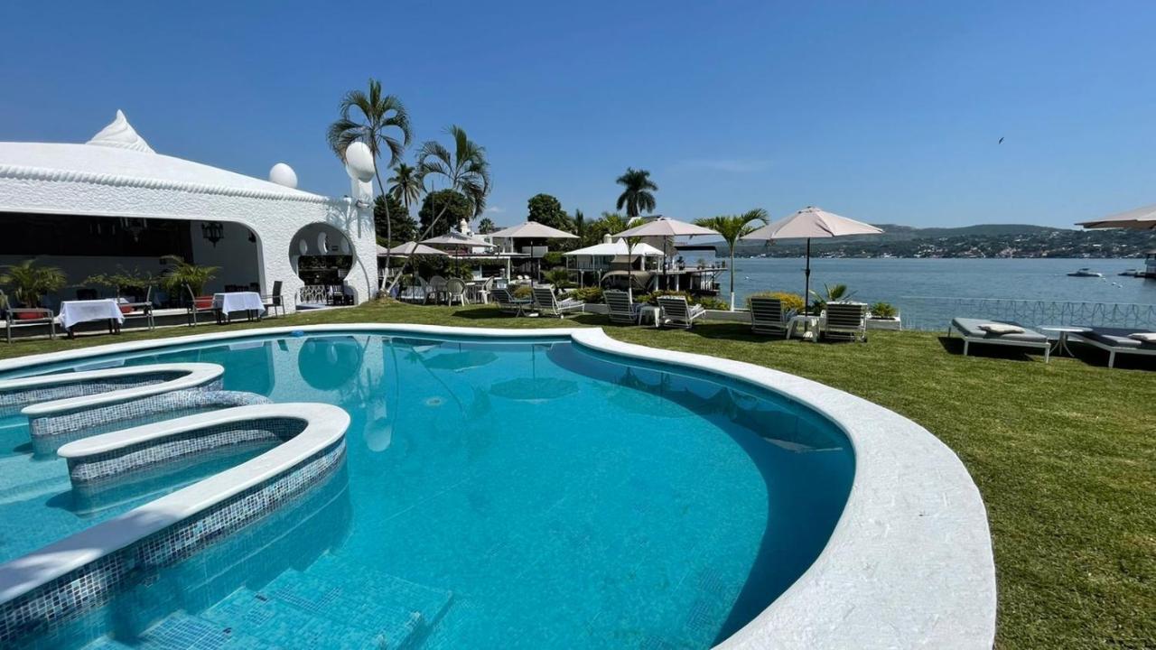 Marina Palace Teques Tequesquitengo Exterior photo