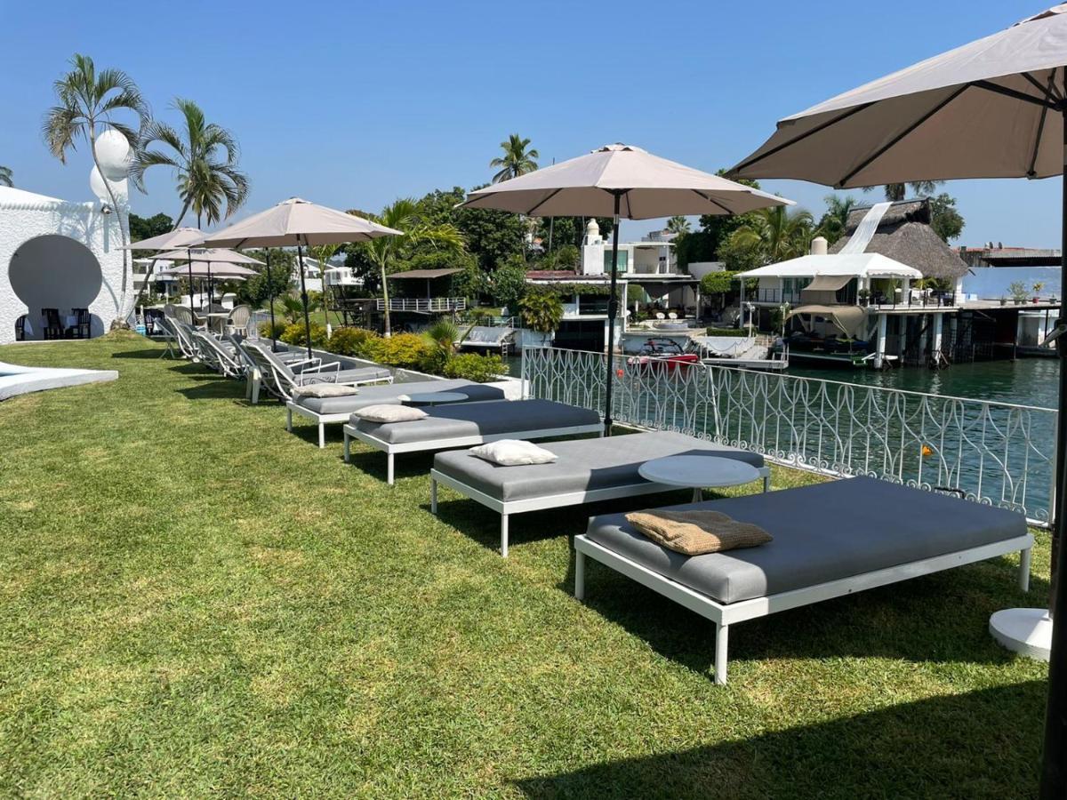Marina Palace Teques Tequesquitengo Exterior photo